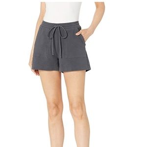 Stretch cotton knit shorts
